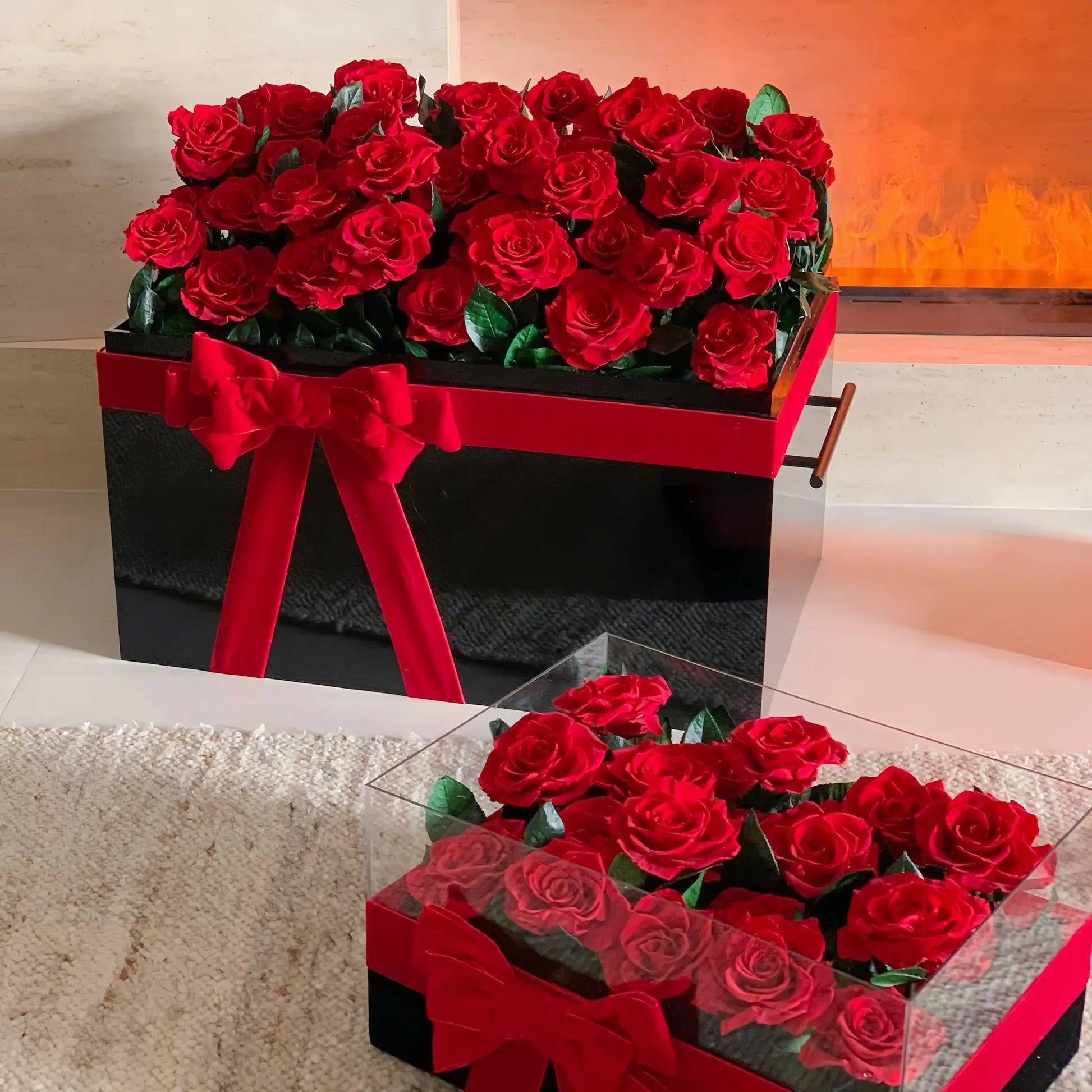 LULU ROSÉE 52 Red Roses Eternal Garden Collection, Dual Size Display of Large and Small Rose Boxes