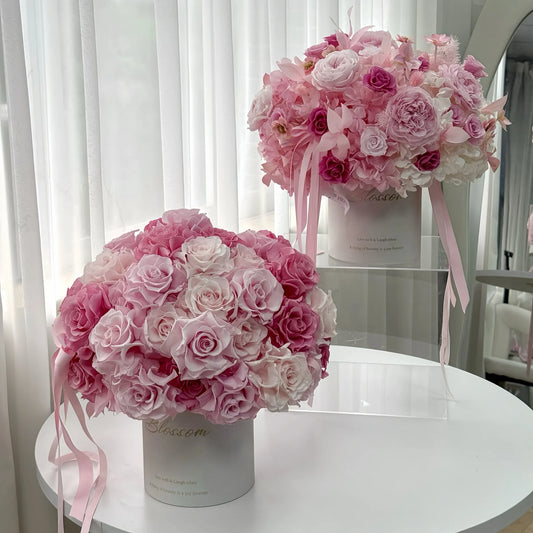 LULU ROSÉE Monochrome Pink Rose Garden Bucket, Dual Display of Small and Large Preserved Rose Hug Buckets