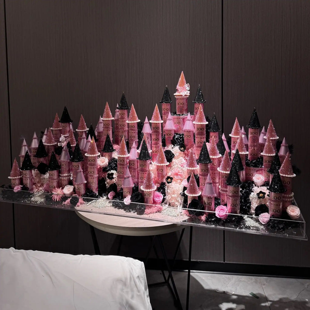LULU ROSÉE black-pink giant preserved flower castle shown from the front